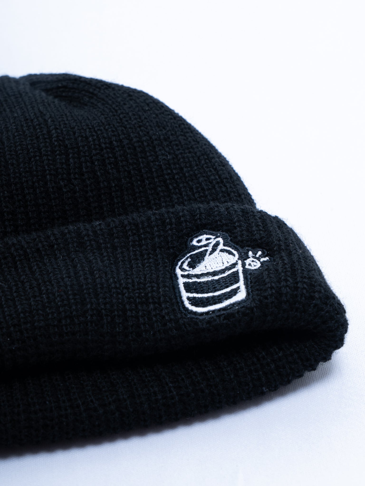 Tin Short Beanie
